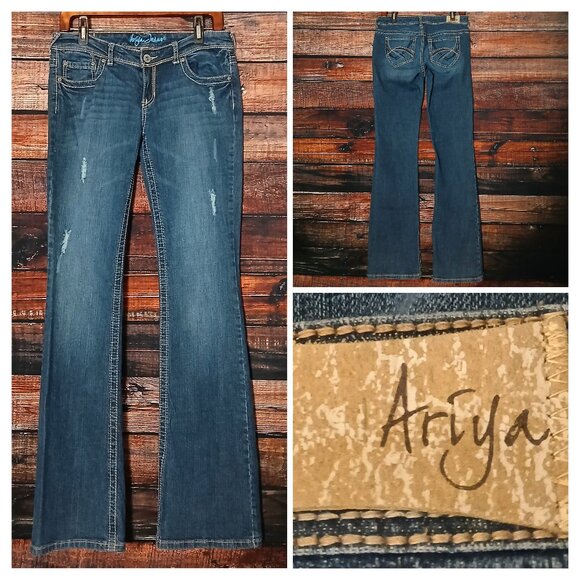 Ariya Jeans Size 9 10 Boot Cut Low Rise Dark Blue Denim Stretch Distressed - Picture 1 of 8